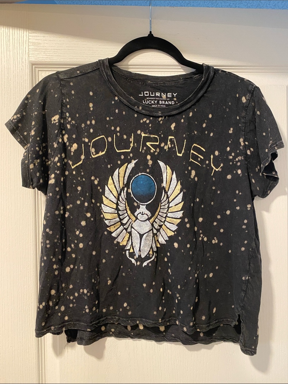 Journey S & L Graphic Cropped Top Duo